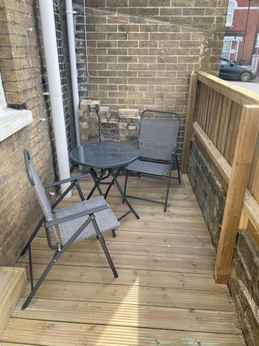 Stylish 1 Bedroom Flat In Heart Of Cowes エクステリア 写真
